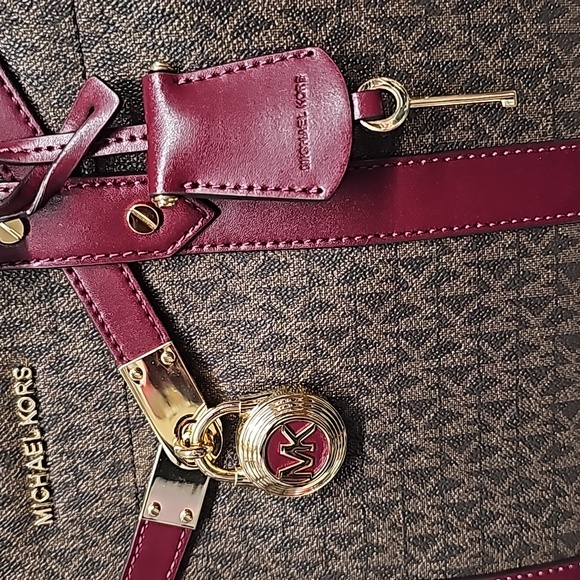 MICHAEL KORS NOUVEAU HAMILTON SATCHEL BFPM-11-290 - Picture 6 of 8